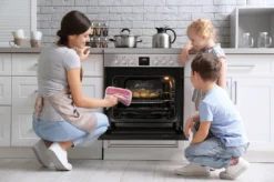 Bomann Elektroherd Set, Backofen Mit Glaskeramik-Herdplatte Und 4 Kochplatten, Ofen M. Ober-/Unterhitze, Grill- Und Umluft Mit Ceranfeld, Backofen M. Touch-Display EHBC 7933 IX -Küchen Profi 25719a8f5b6ce25f2d34b2e53c51ebdb