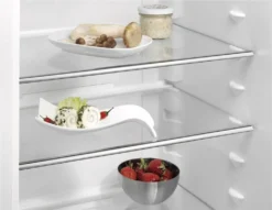 AEG - SKE818E9ZC - Einbau-Kühlschrank - Festtür-Technik 20 AEG - SKE818E9ZC - Einbau-Kühlschrank - Festtür-Technik -Küchen Profi 6503d02fe5c3b51a53e9696943e364ed