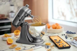 KitchenAid 4,8 L 5KSM175 Artisan Küchenmaschine Set 4 Gemüseschneider+Fleischwolf+Spritzgebäckvors, Farbe:Liebesapfelrot -Küchen Profi 79c58b0f5fbb75dc7f50c95d84bf20ff