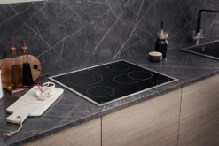 Whirlpool Bauknecht CTAR 9642 IN Elektro-Kochfelder - Edelstahl -Küchen Profi 95eb22d3d7f3cf6b7af6ef868f1c0f57