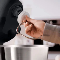 Bosch Serie 2 MUMS2EB01 Küchenmaschinen - Schwarz -Küchen Profi 9f87ee8bd2aba4f334f676057b8a6313