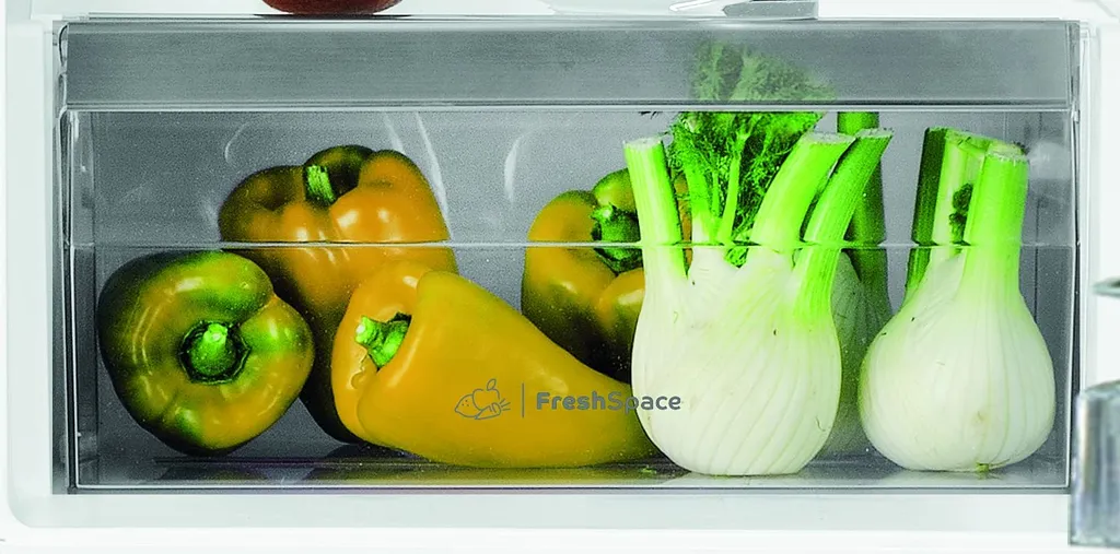 Ileg PCI 16 S1 Einbau-Kühl-/Gefrier-Kombination / 232 L Gesamtnutzinhalt / 79 L Gefrieren/ Weniger Abtauen Dank LessFrost/LED-Licht /4-Sterne-Gefrierfach (Nische 158 Cm) 5 Ileg PCI 16 S1 Einbau-Kühl-/Gefrier-Kombination / 232 L Gesamtnutzinhalt / 79 L Gefrieren/ Weniger Abtauen Dank LessFrost/LED-Licht /4-Sterne-Gefrierfach (Nische 158 Cm) – Bild 3