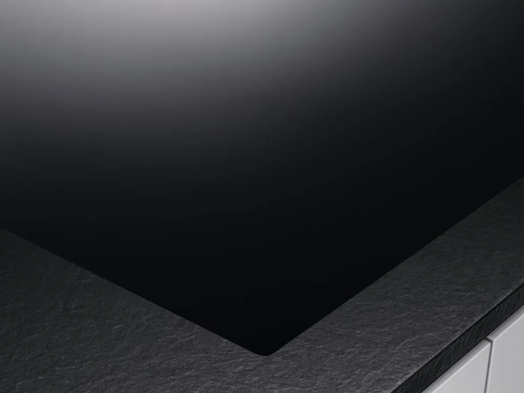 AEG - CCE84751CB - Einbau-Induktions-Kochfeld Mit Integriertem Dunsabzug - Umluft 13 AEG - CCE84751CB - Einbau-Induktions-Kochfeld Mit Integriertem Dunsabzug - Umluft – Bild 11