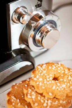 Gerlach Edelstahl Küchenmaschine | 1800 Watt | Planetarisches Rührsystem -Küchen Profi efba441f08b9a1ebcb5a5a3c61f21f65