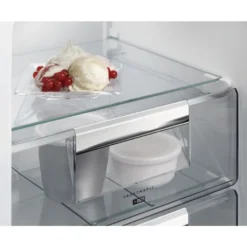 AEG - SCB618E6TS - Einbau-Kühl-Gefrierkombination - Schlepptür-Technik -Küchen Profi f2a66c31070b91b7281ab72d9d21f7e9