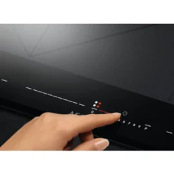 AEG IKE86683XB Autark-Induktionskochfeld ActivETouch Hob2Hood 6 Kochzonen -Küchen Profi f5a1592ee20618f201391e3cd187477d
