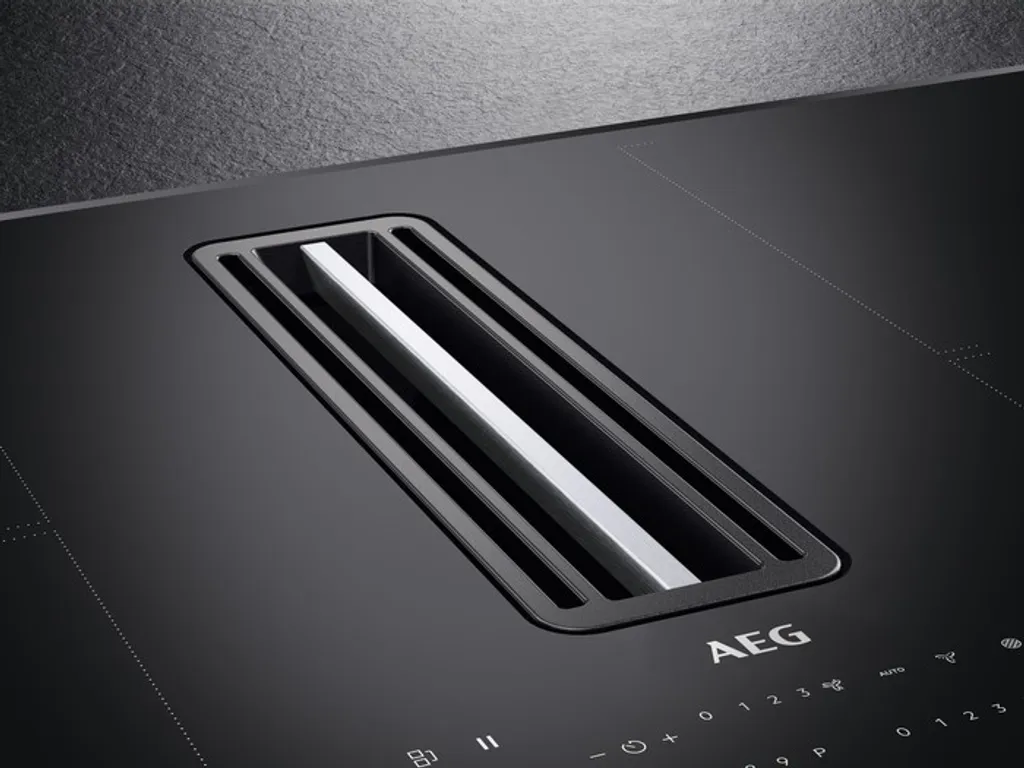 AEG - CCE84751CB - Einbau-Induktions-Kochfeld Mit Integriertem Dunsabzug - Umluft 12 AEG - CCE84751CB - Einbau-Induktions-Kochfeld Mit Integriertem Dunsabzug - Umluft – Bild 10